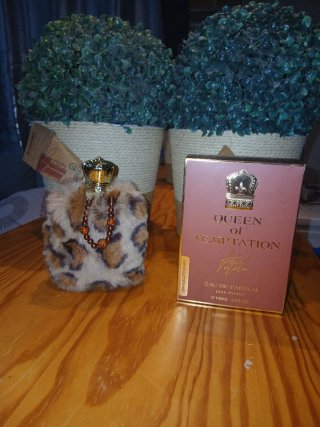 Perfume Queen of Temptation Eau de Parfum