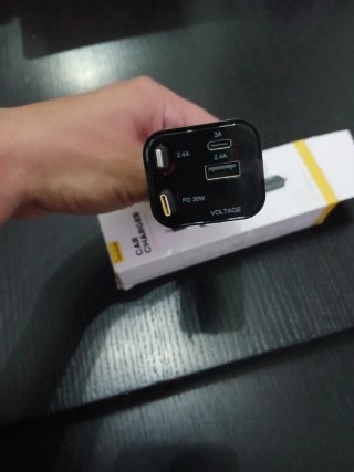 Carregador Lamicall 30W USB-C USB-A para Carro