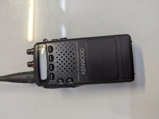 Kenwood TH-42E Transceptor FM