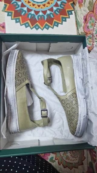 Botines de cuero suave con cierre de tobillo
