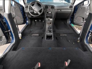 Volvo V40 2000