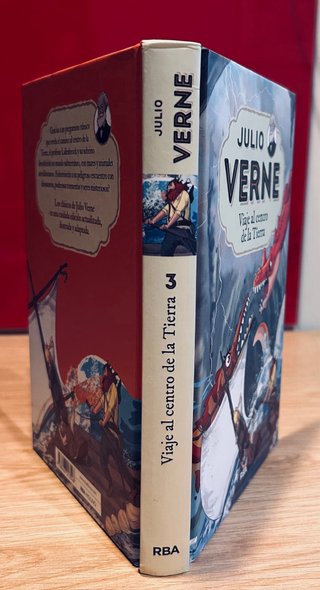 Julio Verne -Viaje al centro de la Tierra