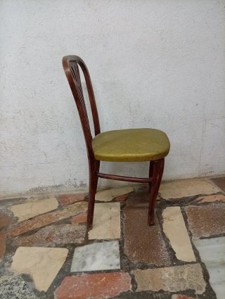 Sillas antiguas estilo modernista