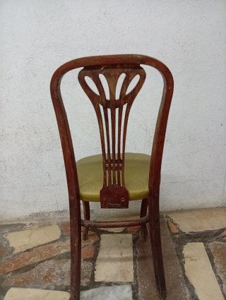 Sillas antiguas estilo modernista