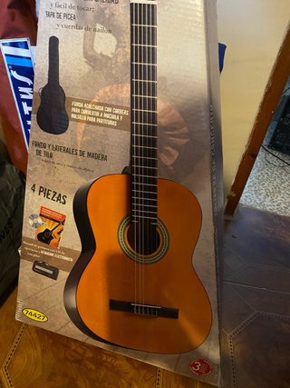 Guitarra Clásica Marrón