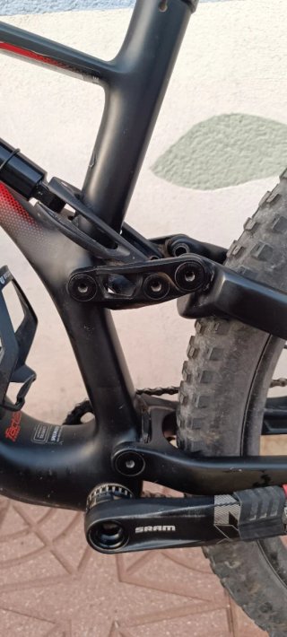 Bicicleta de Montaña de 29 carbono Specialized