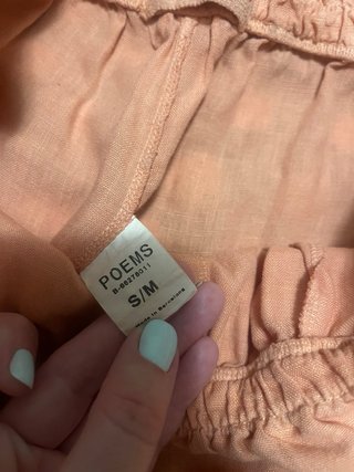 Bermudas de lino color salmón