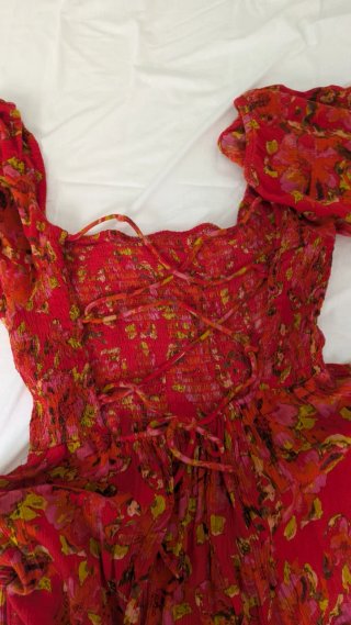 Vestido largo estampado floral Urban Outfitters