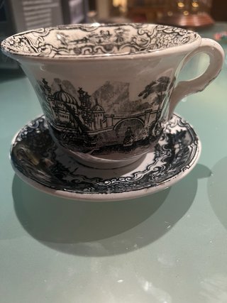 Taza La Cartuja Pickman Escena Antigua