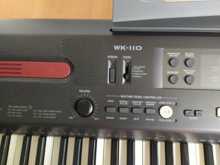 Piano Casio WK-110 76 Teclas