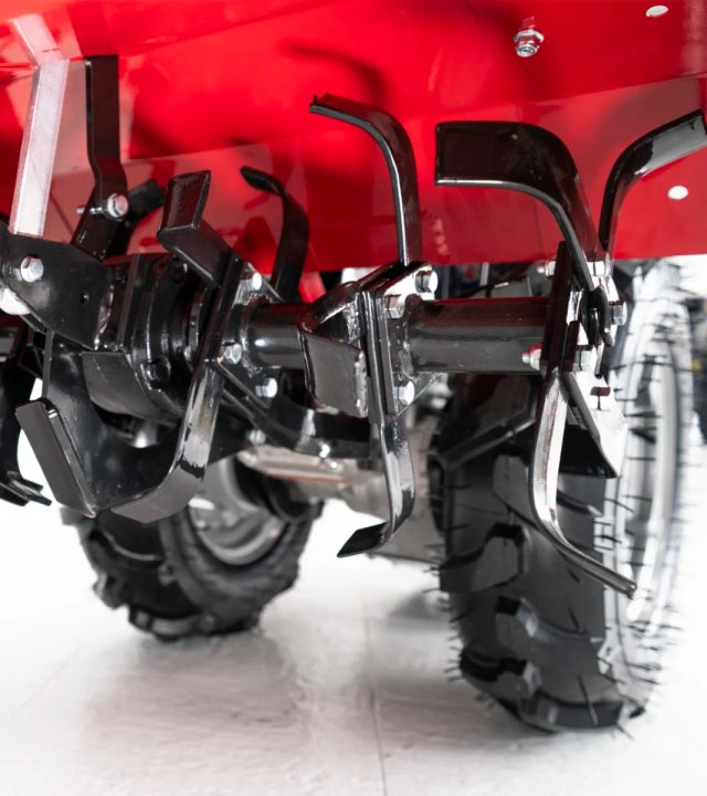 Alquiler Motocultor Roteco Avenger con accesorios