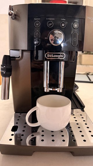 Cafetera Delonghi MagnificaS Smart