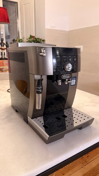 Cafetera Delonghi MagnificaS Smart