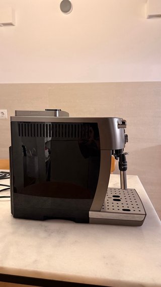 Cafetera Delonghi MagnificaS Smart