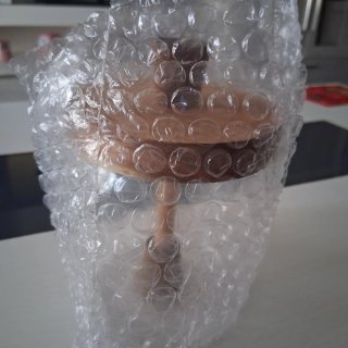 Recipiente para miel de cristal y madera