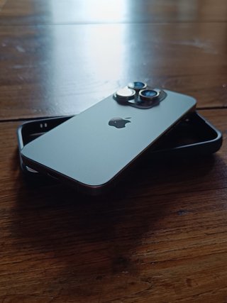 iPhone 15 Pro 256GB Plata