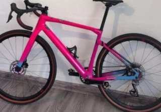 BMC URS Gravel Carbono SOLO Cuadro y Horquilla