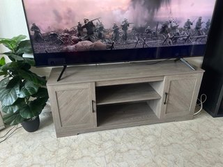 Mueble TV madera gris y marrón