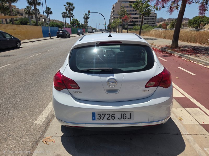 Opel Astra 1.6 CDTI Selective 2015, foto 3