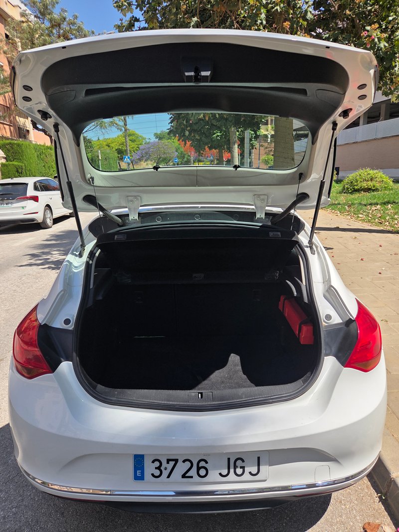 Opel Astra 1.6 CDTI Selective 2015, foto 6