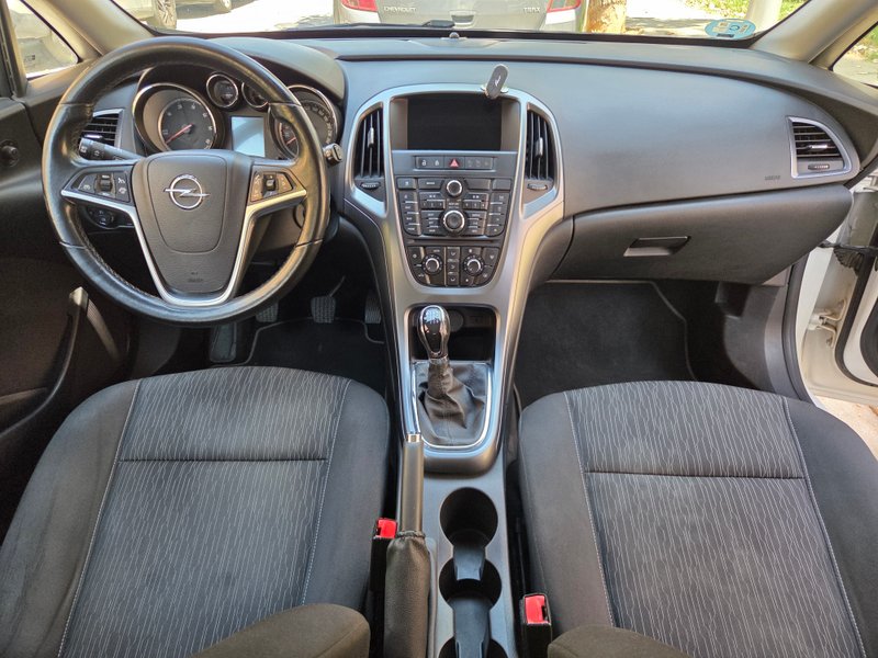 Opel Astra 1.6 CDTI Selective 2015, foto 8