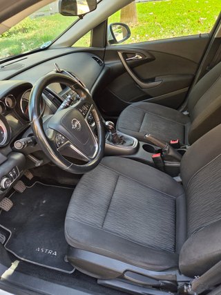 Opel Astra 1.6 CDTi 2015