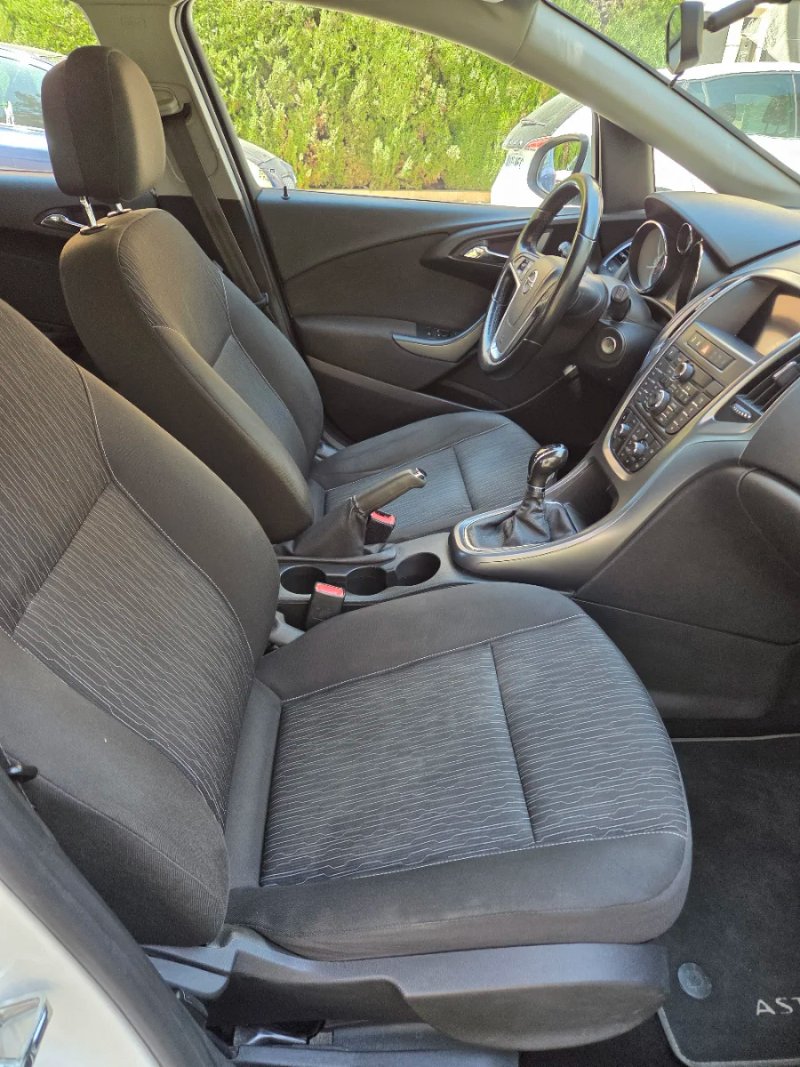 Opel Astra 1.6 CDTI Selective 2015, foto 10