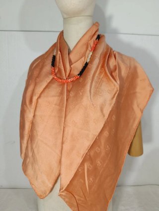 PAÑUELO LOEWE DE SEDA SALMÓN