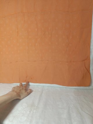 PAÑUELO LOEWE DE SEDA SALMÓN