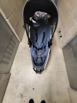 Silla de paseo azul