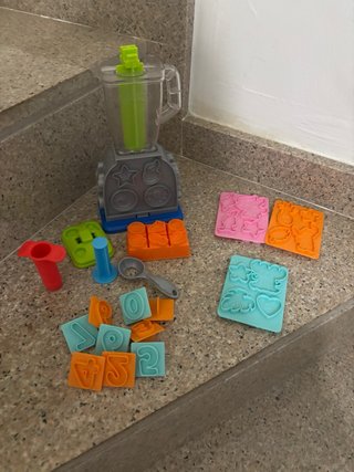 Set de plastilina con moldes y accesorios