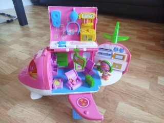 Avión Pinypon rosa con accesorios