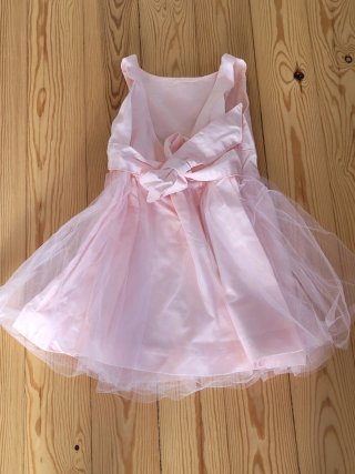 Conjunto vestido, chaquetita y tocado 94 cm