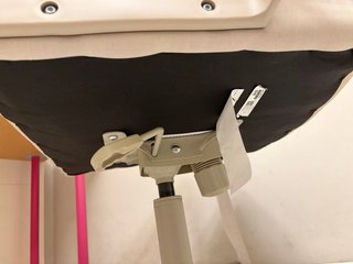 Silla de oficina Ikea beige cuero sintético