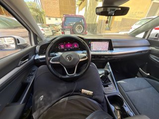 Volkswagen Golf 8