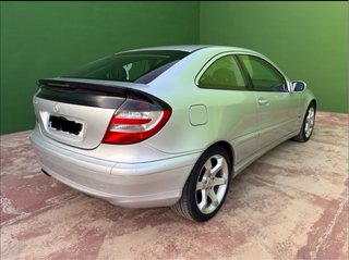 Mercedes-Benz Clase C Sport coupe 2006