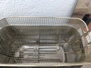 Freidora eléctrica.