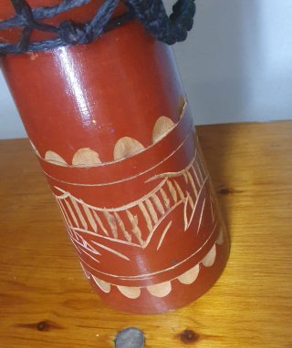 Tambor Djembe Rojo Tallado