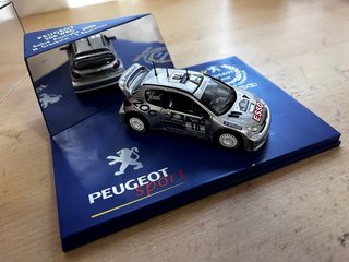 Miniatura Peugeot 206 WRC Campeón del Mundo Norev
