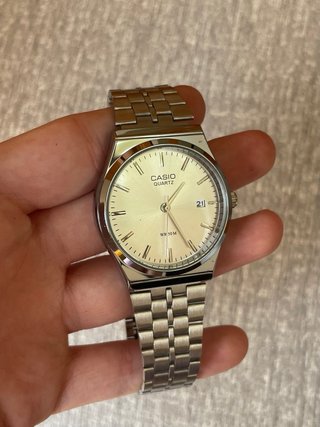 Reloj Casio MTP Plateado Entero