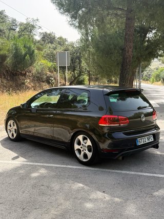 Volkswagen Golf GTI 2011