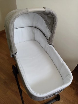 Capazo minicuna Pegperego