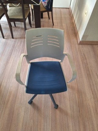 Silla de oficina ergonómica