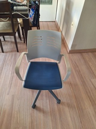 Silla de oficina ergonómica