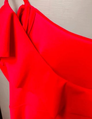 Vestido corto rojo volantes talla S