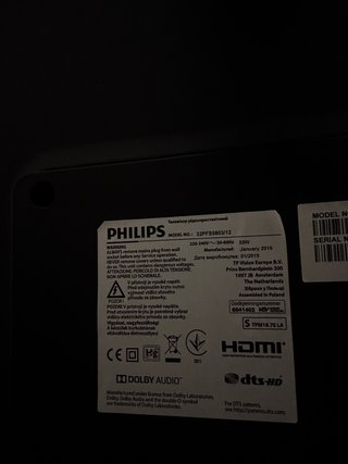 TV Philips 32” Full HD Smart TV + Mando