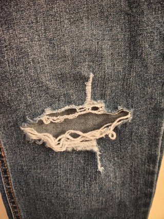Pantalones vaqueros Pull&Bear rotos