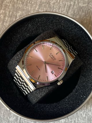 Reloj Casio MTP Plateado y Rosa