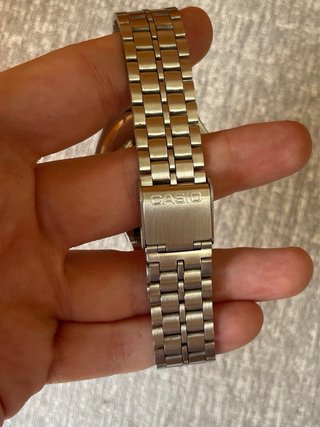 Reloj Casio MTP Plateado y Rosa