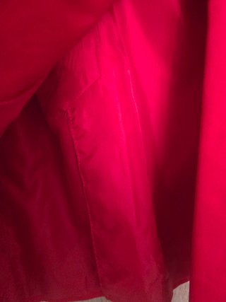 Gabardina Stradivarius Roja Talla M